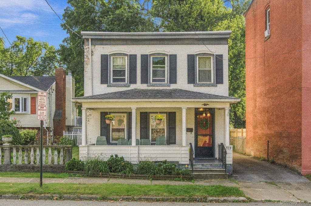 209 Gidney Avenue, Newburgh, NY 12550 — exterior