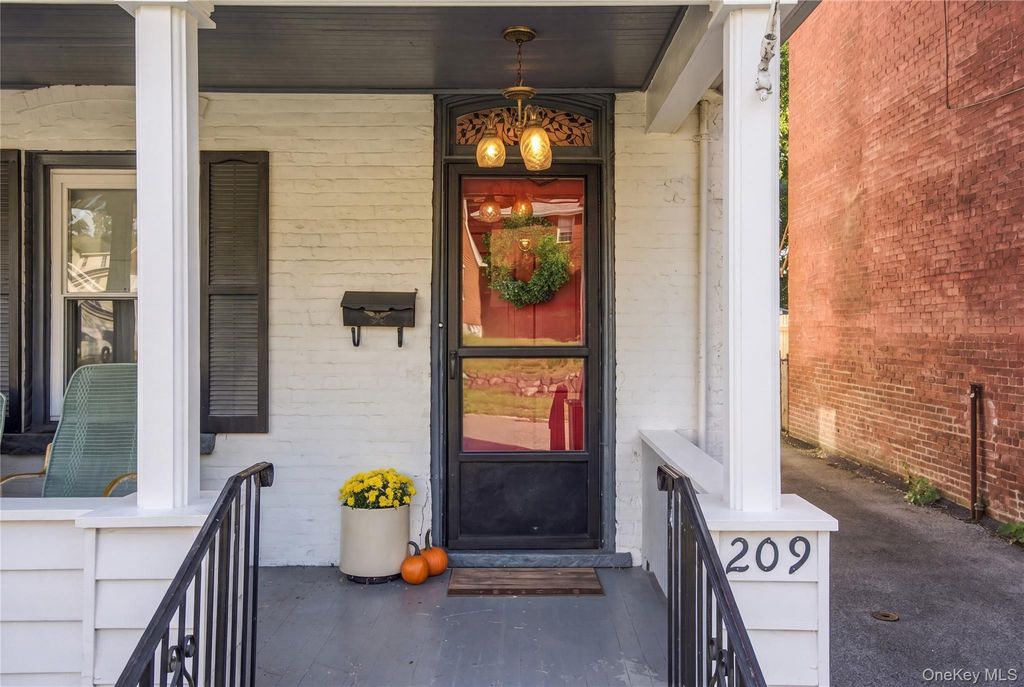209 Gidney Avenue, Newburgh, NY 12550 — photo 4