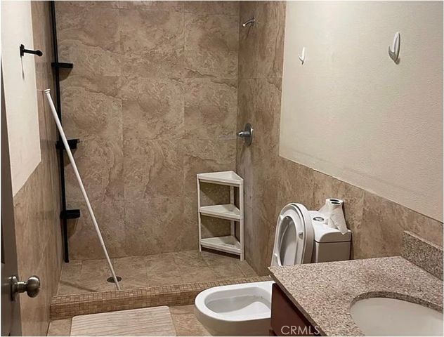 644 E 88th, Los Angeles, CA 90002