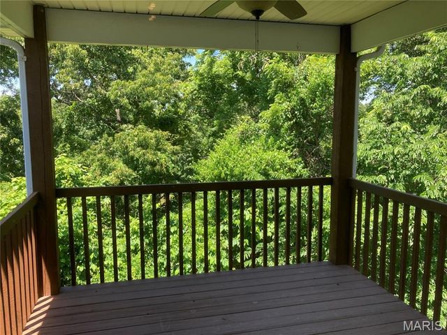 609 Meadowview Court, Warrenton, MO 63383