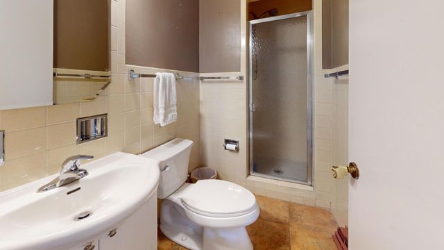 1105 W Grove Street, Arlington Heights, IL 60005