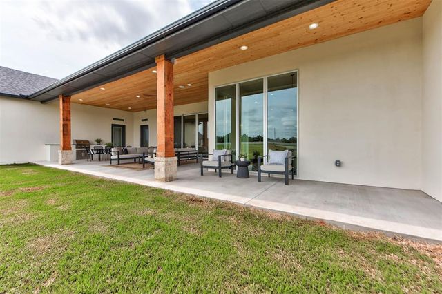 22408 Pine Bluff Way, Edmond, OK 73025
