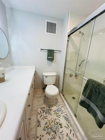 825 Bayshore Dr 800, Pensacola, FL 32507