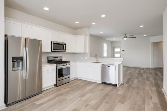 8004 Linnie LN, Austin, TX 78724