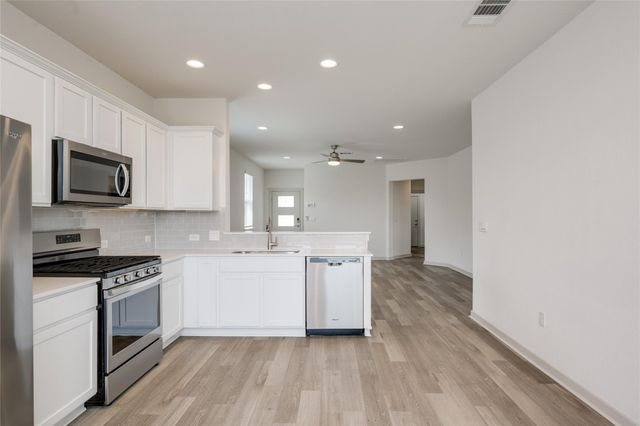 8004 Linnie LN, Austin, TX 78724