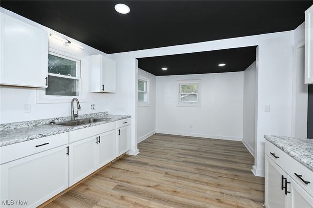 1074 Linden Avenue, Akron, OH 44310