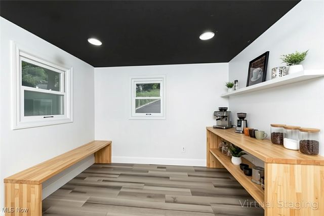 1074 Linden Avenue, Akron, OH 44310