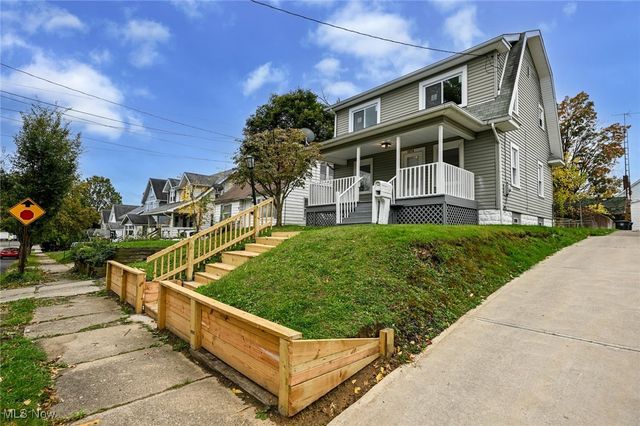 1074 Linden Avenue, Akron, OH 44310