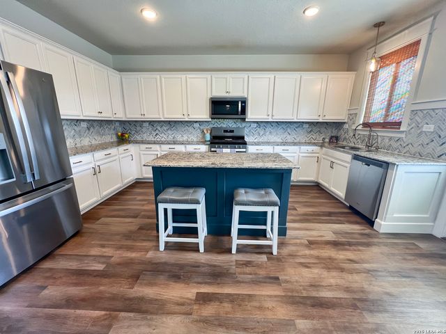 7415 VIRIDIAN VW, San Antonio, TX 78253