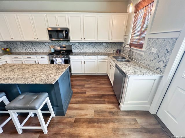 7415 VIRIDIAN VW, San Antonio, TX 78253