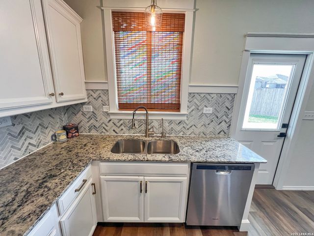 7415 VIRIDIAN VW, San Antonio, TX 78253