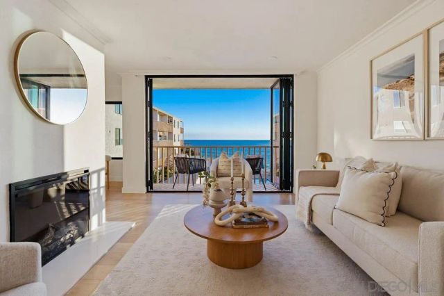 5015 Santa Cruz Ave 209, San Diego, CA 92107