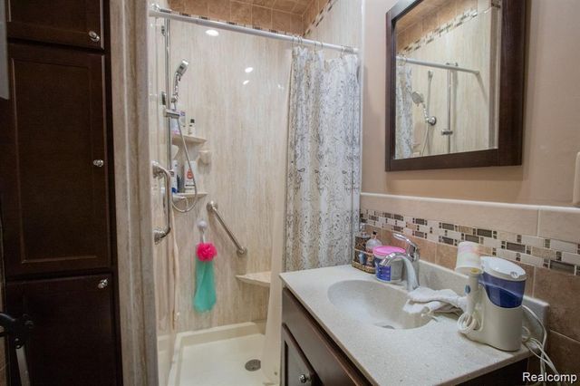 29401 WAND Drive, Chesterfield Township, MI 48047