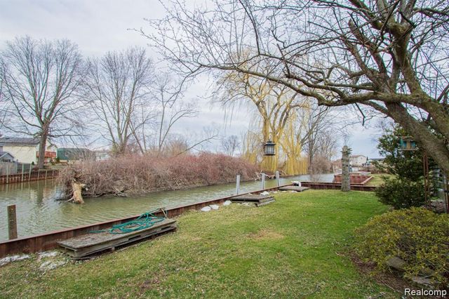 29401 WAND Drive, Chesterfield Township, MI 48047