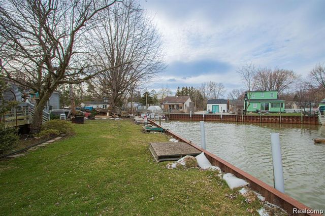 29401 WAND Drive, Chesterfield Township, MI 48047