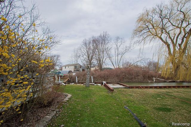 29401 WAND Drive, Chesterfield Township, MI 48047