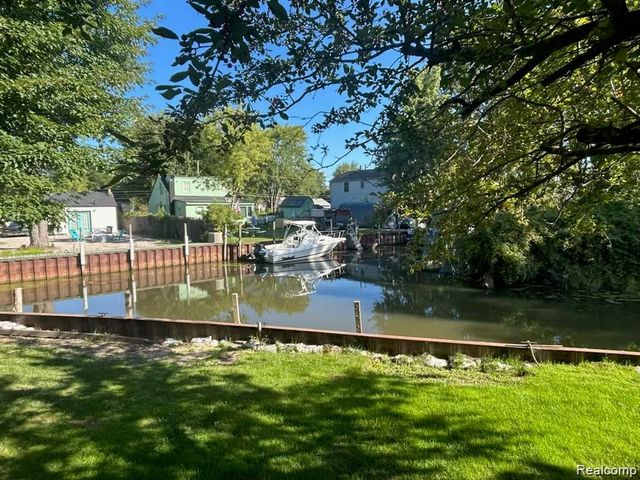 29401 WAND Drive, Chesterfield Township, MI 48047