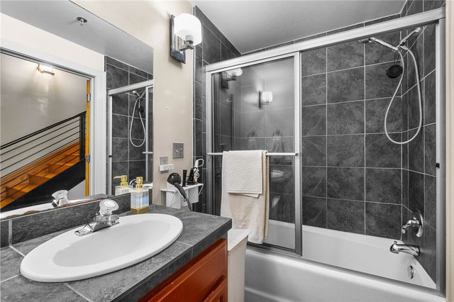 525 S School 450, Fayetteville, AR 72701