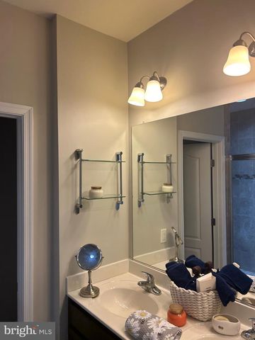 2721 EGRET WAY, Frederick, MD 21701