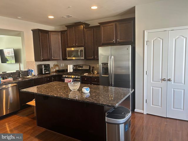 2721 EGRET WAY, Frederick, MD 21701