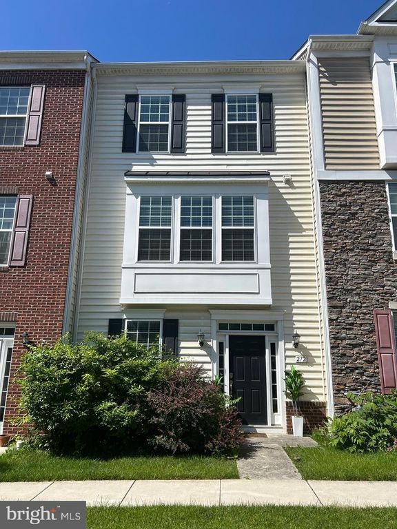 2721 EGRET WAY, Frederick, MD 21701