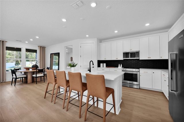 209 Madeline Taylor Place, Kingsland, GA 31548