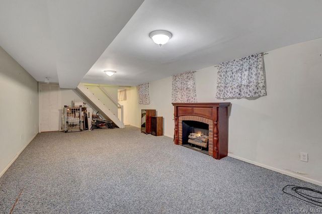 7718 86th Street, Glendale, NY 11385