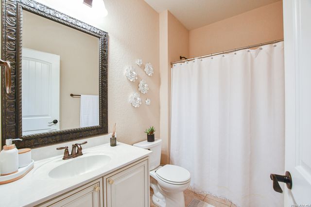 27419 Valle Bluff, Boerne, TX 78015
