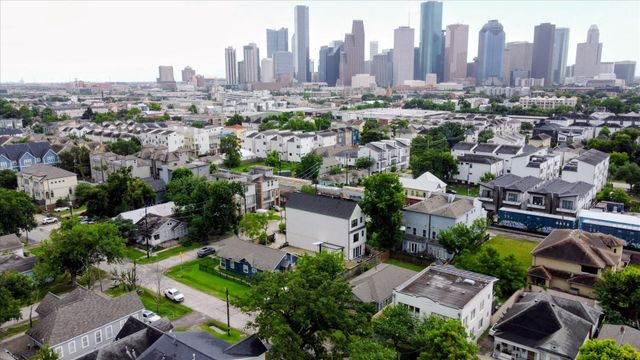 1807 Summer Street, Houston, TX 77007