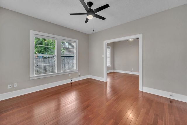 1807 Summer Street, Houston, TX 77007