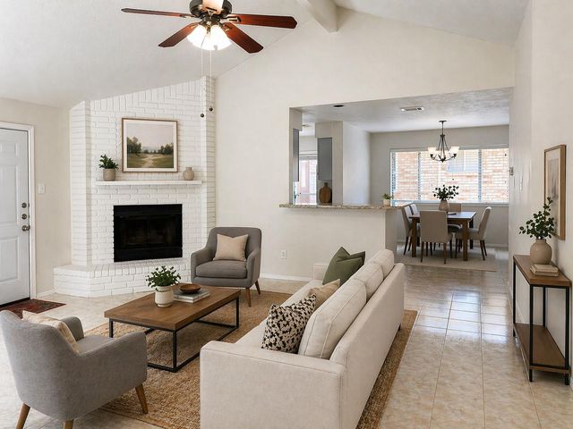309 Meadow Wood Court, League City, TX 77573