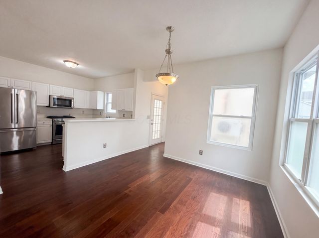 825 Summerville Drive, Delaware, OH 43015