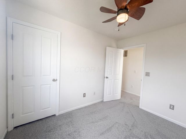 825 Summerville Drive, Delaware, OH 43015