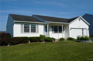 7729 Japine Dr, Clay, NY 13090
