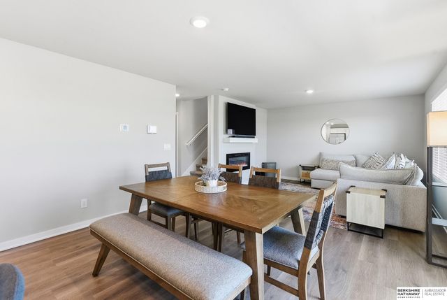 11612 Port Royal Drive, Papillion, NE 68046