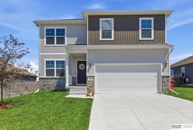 11612 Port Royal Drive, Papillion, NE 68046