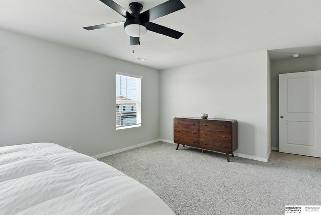 11612 Port Royal Drive, Papillion, NE 68046