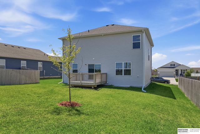 11612 Port Royal Drive, Papillion, NE 68046