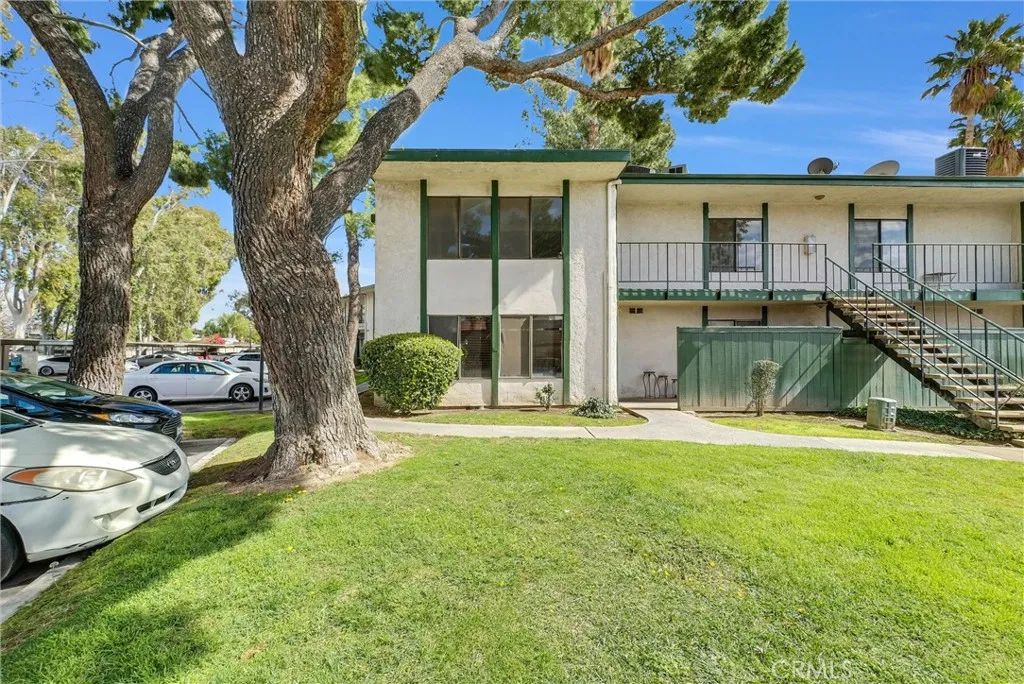 1735 E Washington Street B28, Colton, CA 92324