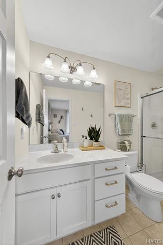 3136 Pirogue Way, St Charles, MO 63301