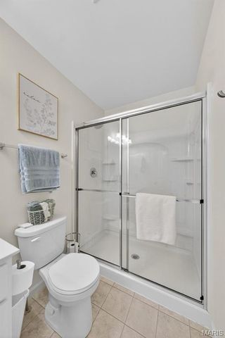 3136 Pirogue Way, St Charles, MO 63301