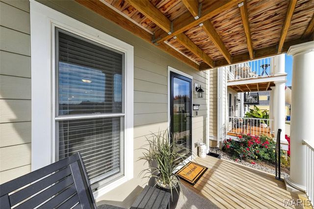 3136 Pirogue Way, St Charles, MO 63301