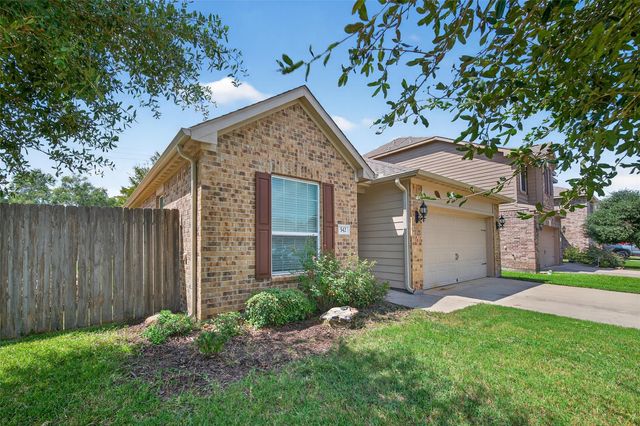 542 Oporto Path, Crosby, TX 77532