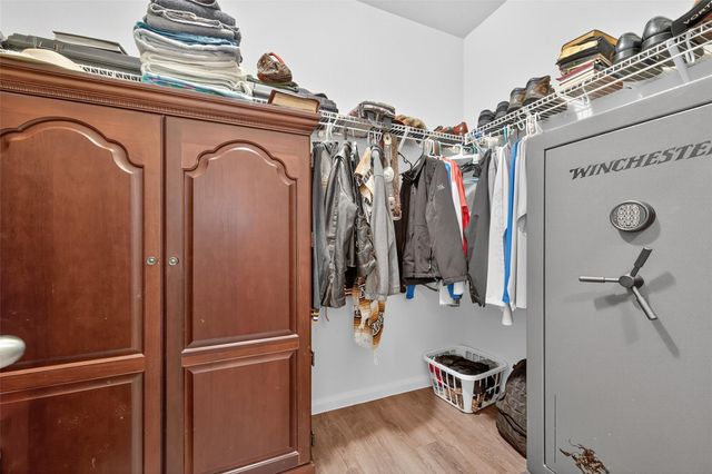 542 Oporto Path, Crosby, TX 77532