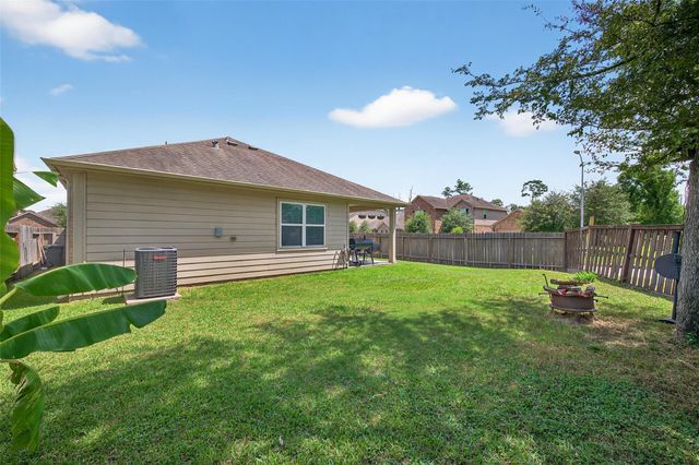 542 Oporto Path, Crosby, TX 77532