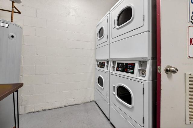 4000 3RD STREET N 304, St Petersburg, FL 33703