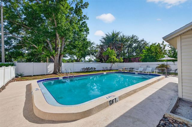 4000 3RD STREET N 304, St Petersburg, FL 33703