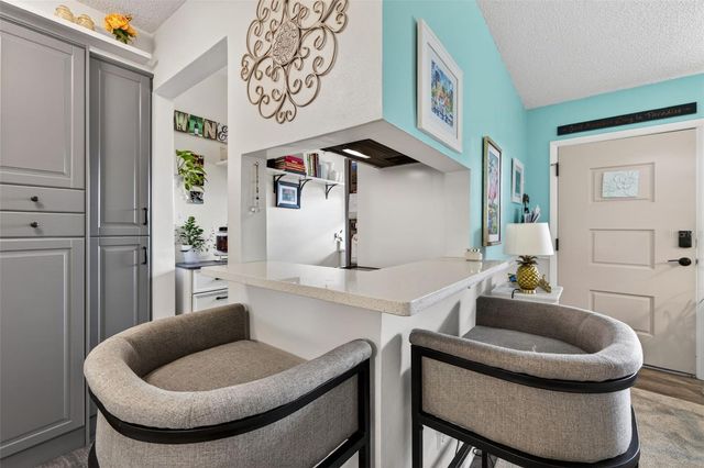 4000 3RD STREET N 304, St Petersburg, FL 33703