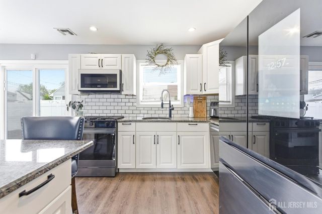 93 Marion Street, Carteret, NJ 07008