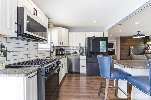 93 Marion Street, Carteret, NJ 07008